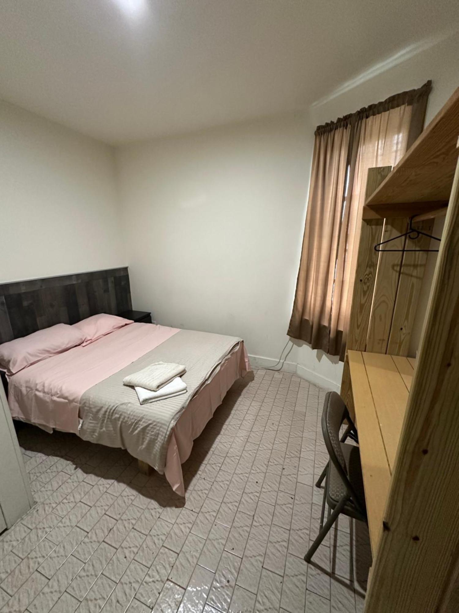 Hudson Yard 408 Hostel *